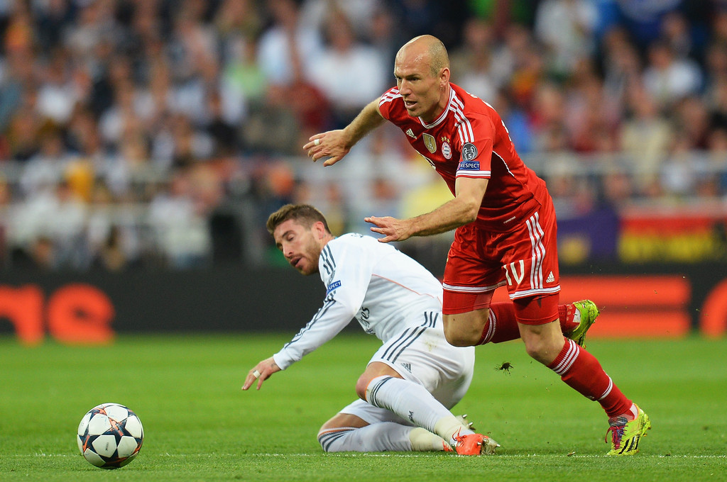 开云体育-詹姆斯与30激战皇家马德里分钟，爆冷胜负难料！，科维托娃焦点对战引发球迷热议-开云体育